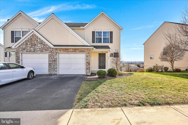 194 EAGLE DR, Ephrata, PA 17522