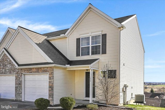 194 EAGLE DR, Ephrata, PA 17522