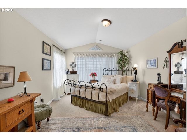 15866 Sw CHERRYWOOD Ln, Portland, OR 97224