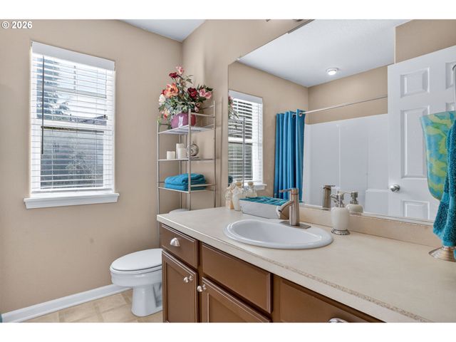15866 Sw CHERRYWOOD Ln, Portland, OR 97224