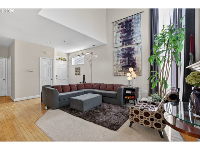 15866 Sw CHERRYWOOD Ln, Portland, OR 97224