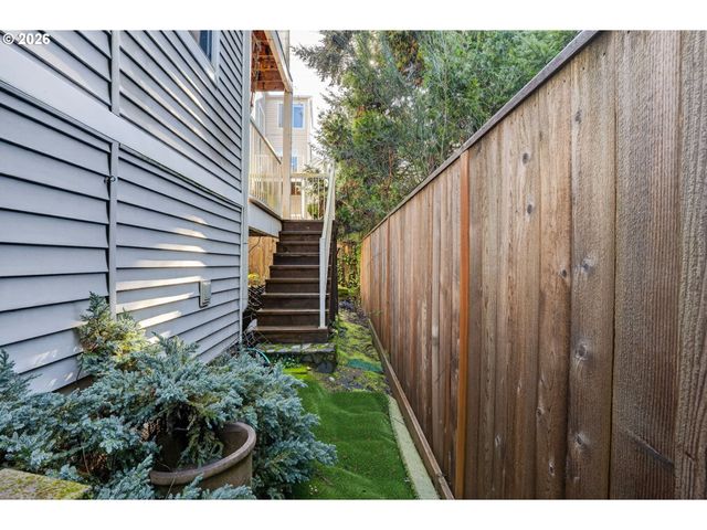 15866 Sw CHERRYWOOD Ln, Portland, OR 97224