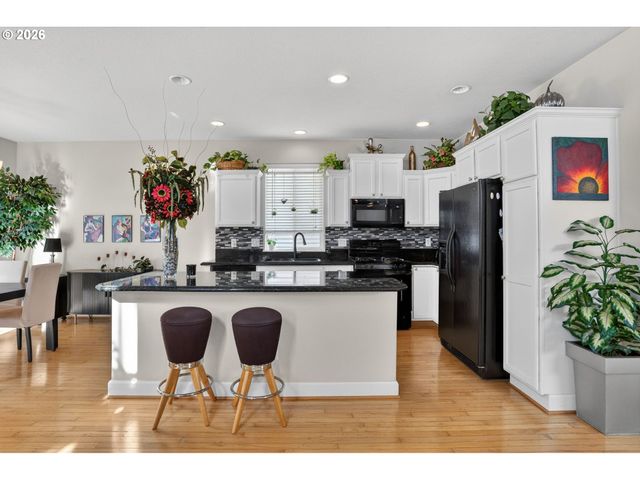 15866 Sw CHERRYWOOD Ln, Portland, OR 97224