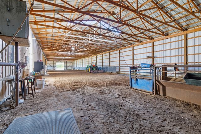2096 E 168th Street N, Skiatook, OK 74070