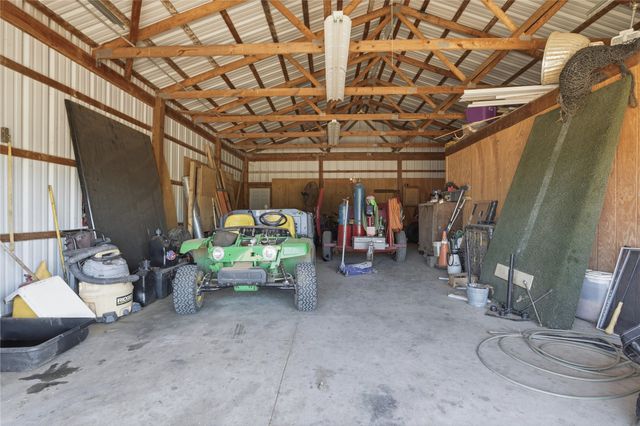 2096 E 168th Street N, Skiatook, OK 74070