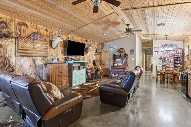 2096 E 168th Street N, Skiatook, OK 74070