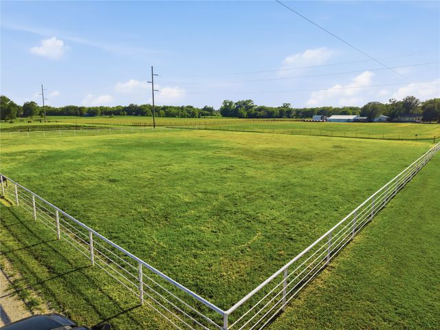 2096 E 168th Street N, Skiatook, OK 74070