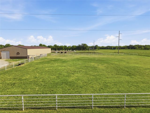 2096 E 168th Street N, Skiatook, OK 74070