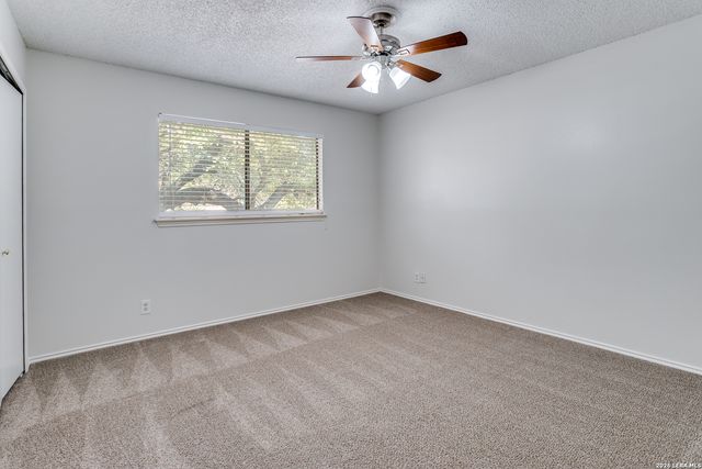2910 BEE CAVE ST, San Antonio, TX 78231