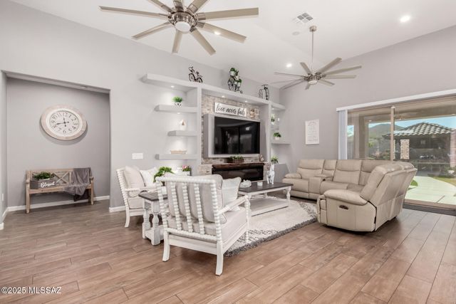 834 S Deer Meadow Loop, Tucson, AZ 85745