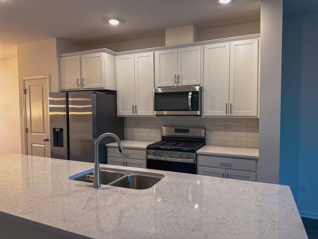 1318 Lakepointe Drive 0, Schaumburg, IL 60173