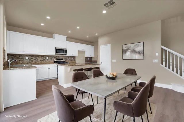 3301 Terrace Ridge, Long Beach, CA 90804