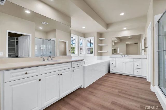 3301 Terrace Ridge, Long Beach, CA 90804