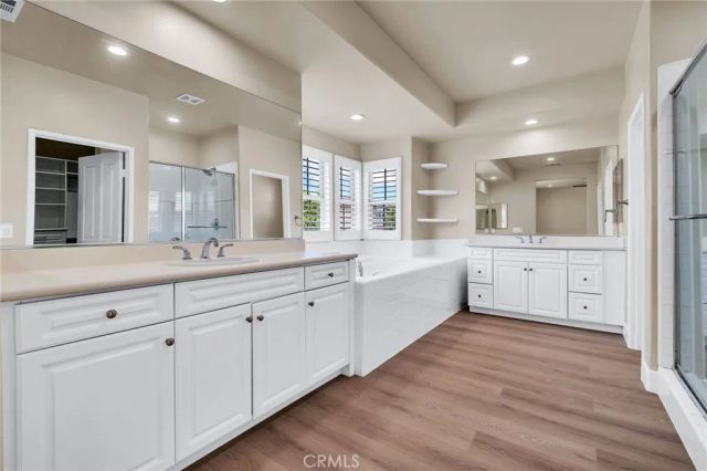 3301 Terrace Ridge, Long Beach, CA 90804