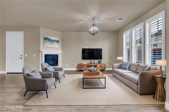 3301 Terrace Ridge, Long Beach, CA 90804