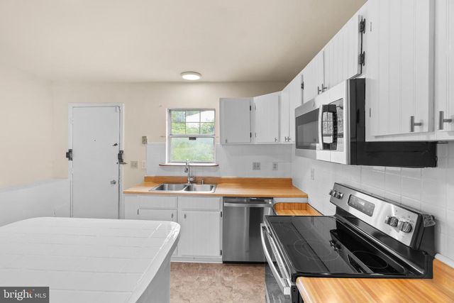 616 46TH ST NE, Washington, DC 20019