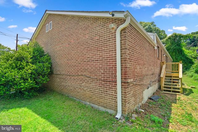 616 46TH ST NE, Washington, DC 20019