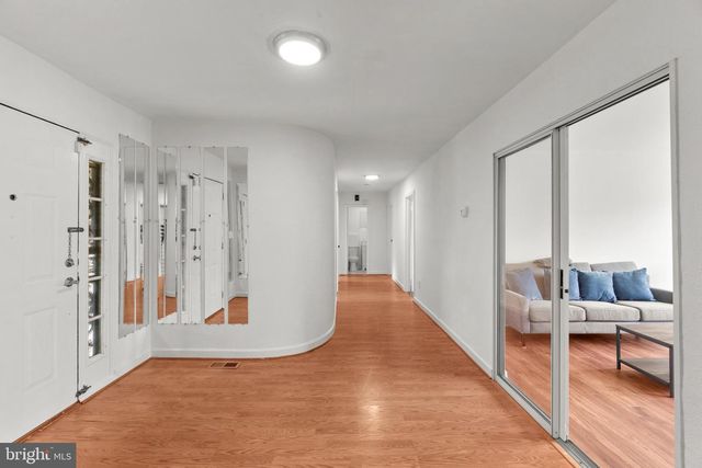 616 46TH ST NE, Washington, DC 20019