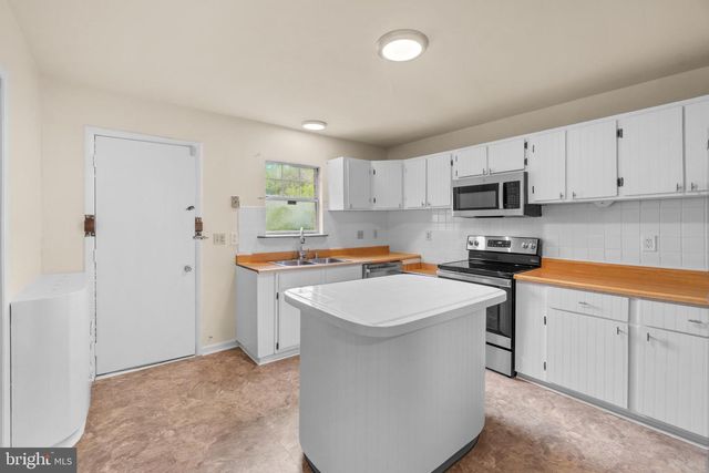 616 46TH ST NE, Washington, DC 20019