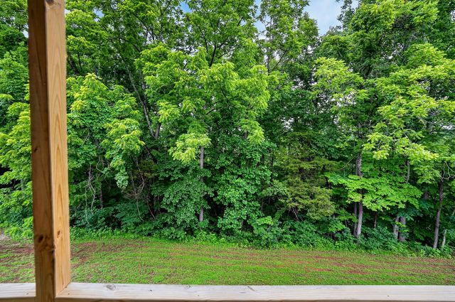 2011 Bear Creek Pt, Cookeville, TN 38506