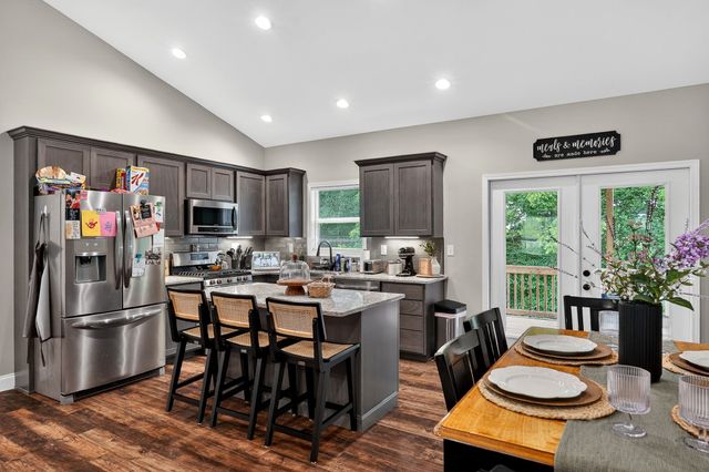 2011 Bear Creek Pt, Cookeville, TN 38506