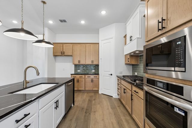 5704 Glynda, North Richland Hills, TX 76180