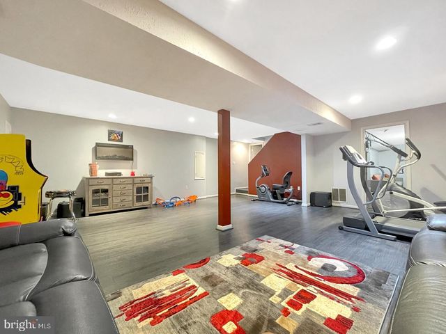 8120 CAMBOURNE CT, Gaithersburg, MD 20877