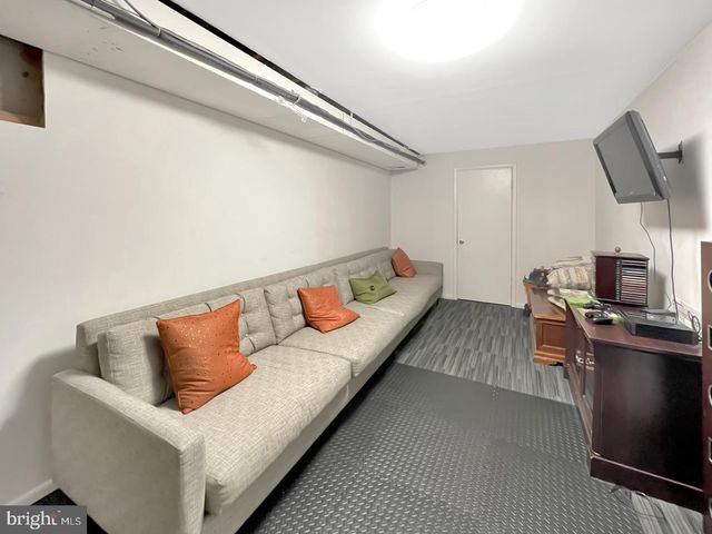 8120 CAMBOURNE CT, Gaithersburg, MD 20877