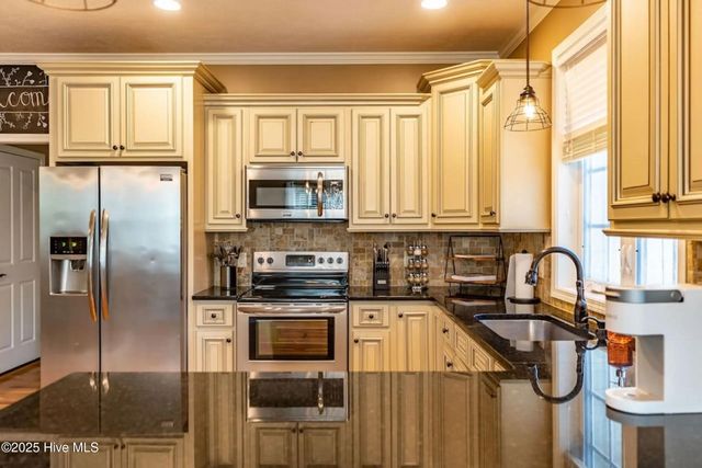 8 Danville Lane, Pinehurst, NC 28374