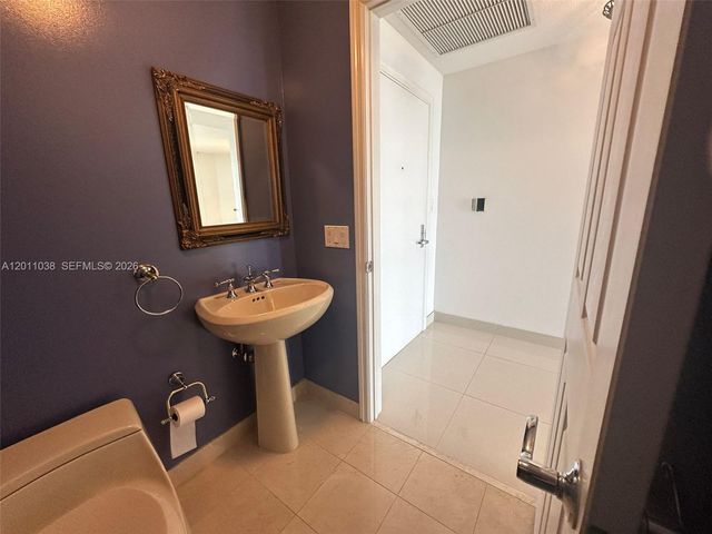 6001 N Ocean Dr 503, Hollywood, FL 33019
