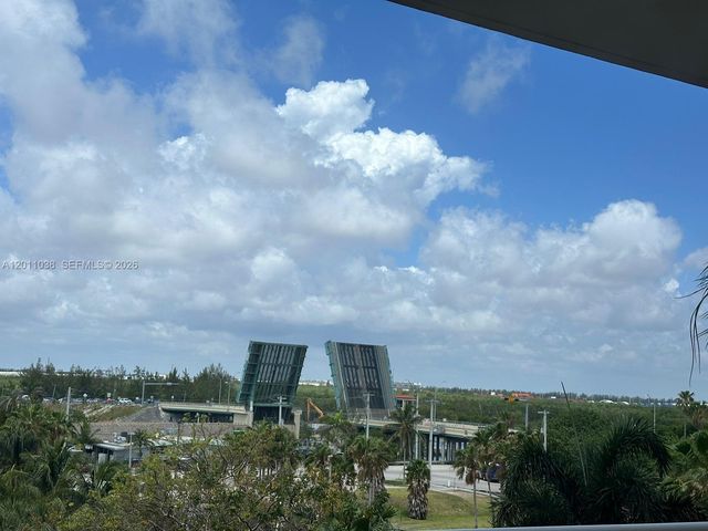 6001 N Ocean Dr 503, Hollywood, FL 33019