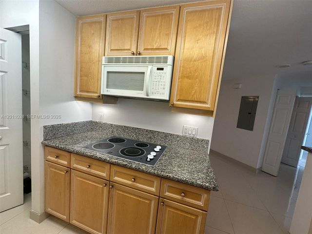 6001 N Ocean Dr 503, Hollywood, FL 33019