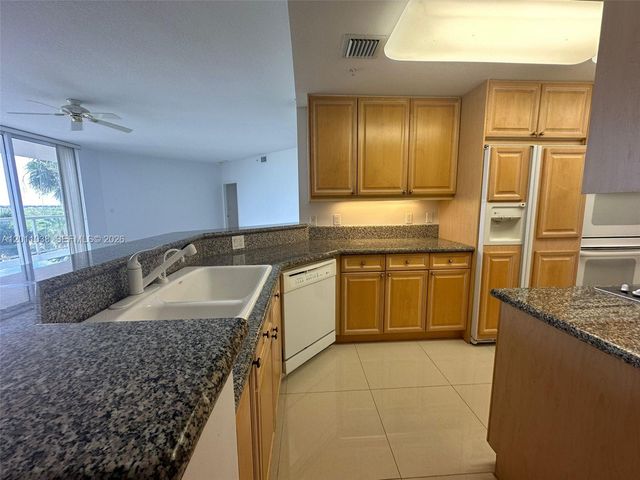6001 N Ocean Dr 503, Hollywood, FL 33019
