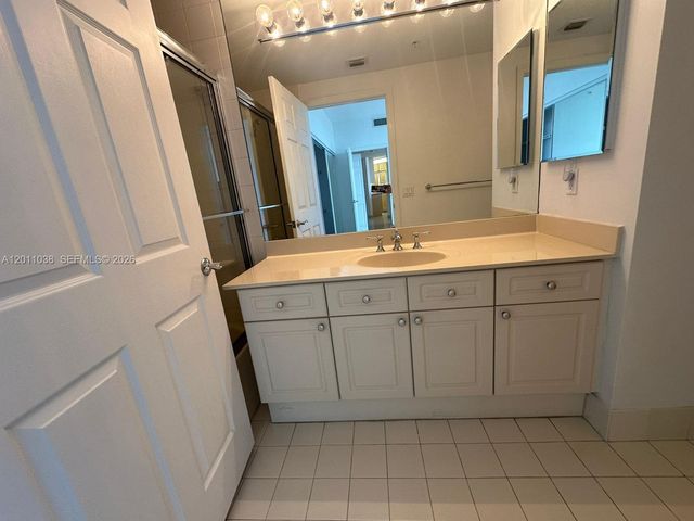 6001 N Ocean Dr 503, Hollywood, FL 33019
