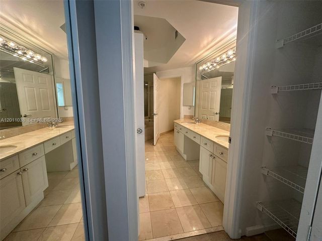 6001 N Ocean Dr 503, Hollywood, FL 33019