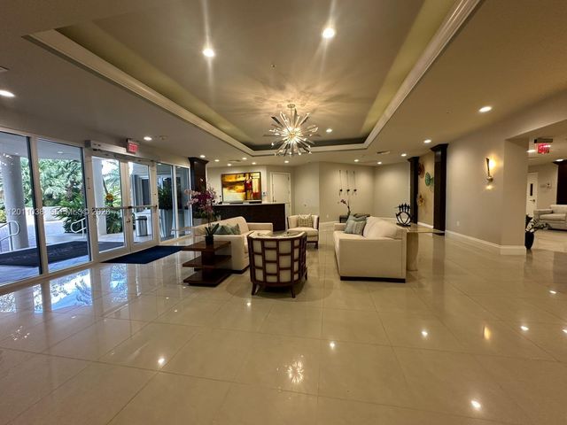 6001 N Ocean Dr 503, Hollywood, FL 33019