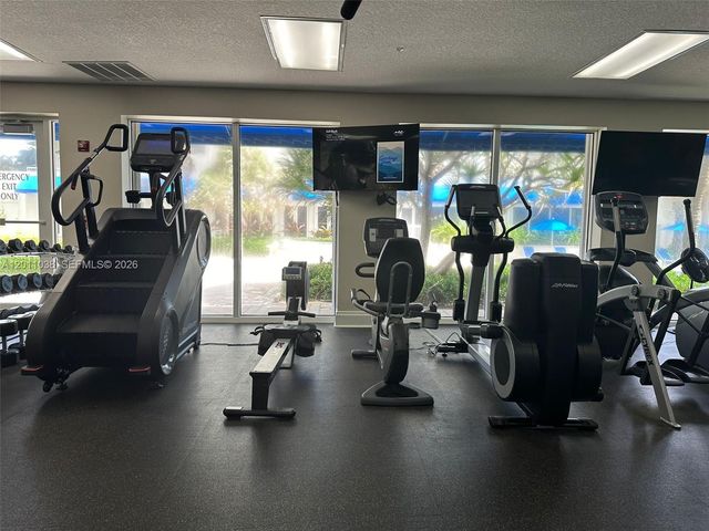 6001 N Ocean Dr 503, Hollywood, FL 33019