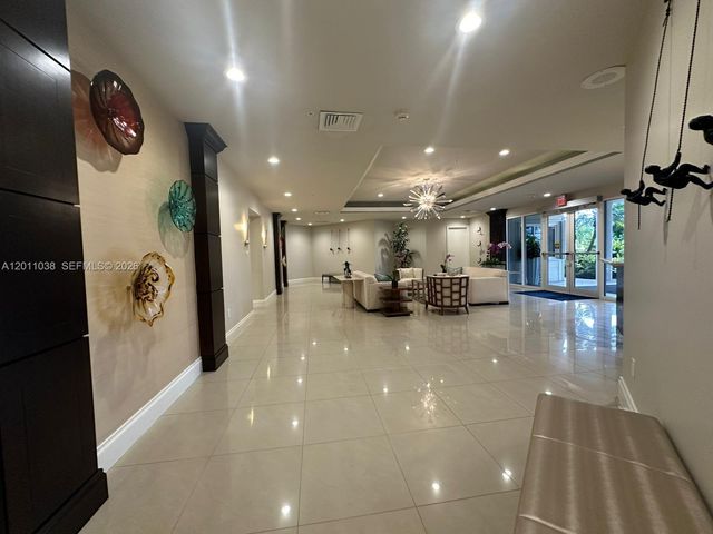 6001 N Ocean Dr 503, Hollywood, FL 33019