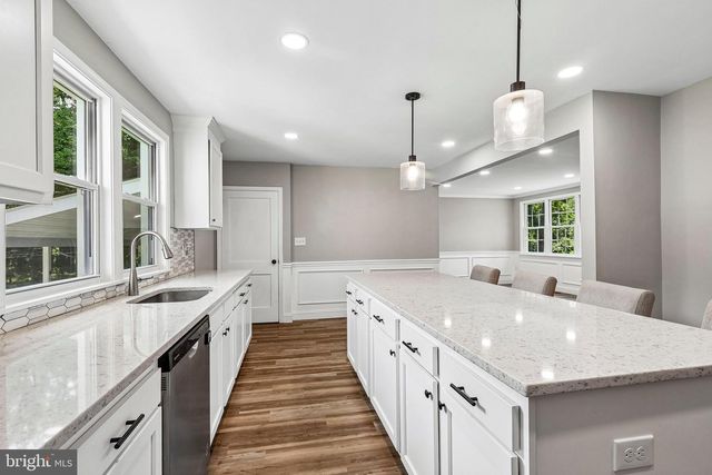 2129 HERBLEW RD, Warrington, PA 18976