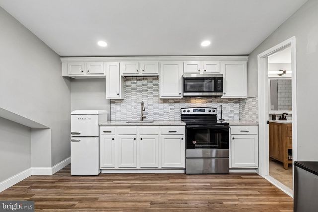 2129 HERBLEW RD, Warrington, PA 18976
