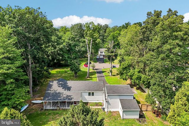 2129 HERBLEW RD, Warrington, PA 18976