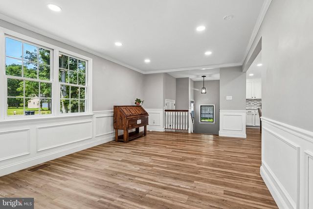 2129 HERBLEW RD, Warrington, PA 18976