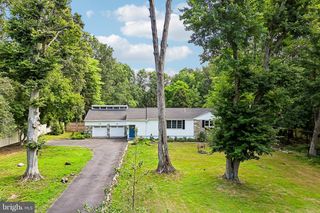 2129 HERBLEW RD, Warrington, PA 18976