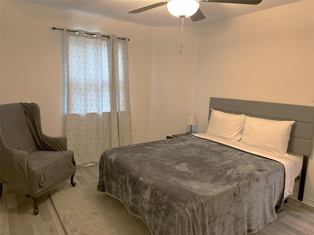 16625 E Lynbrook, Montgomery, TX 77316