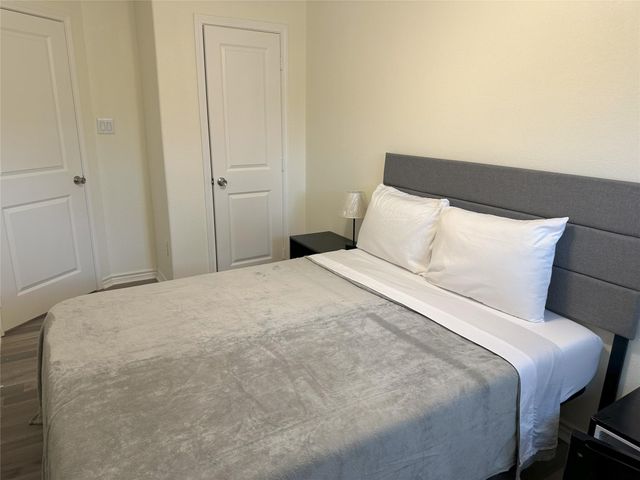 16625 E Lynbrook, Montgomery, TX 77316