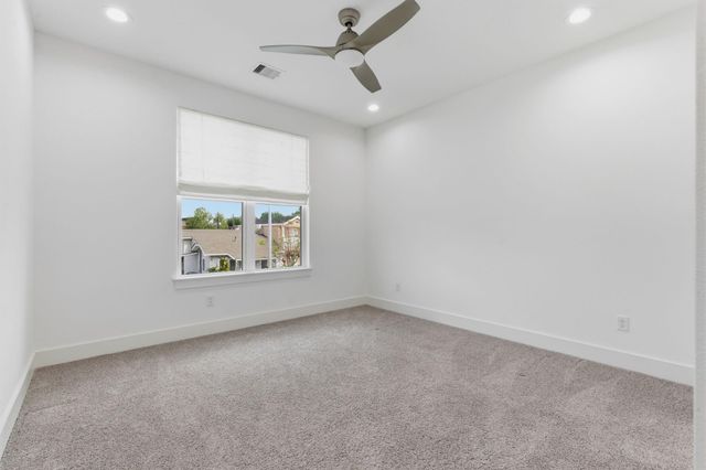 1005 Walton Street, Houston, TX 77009