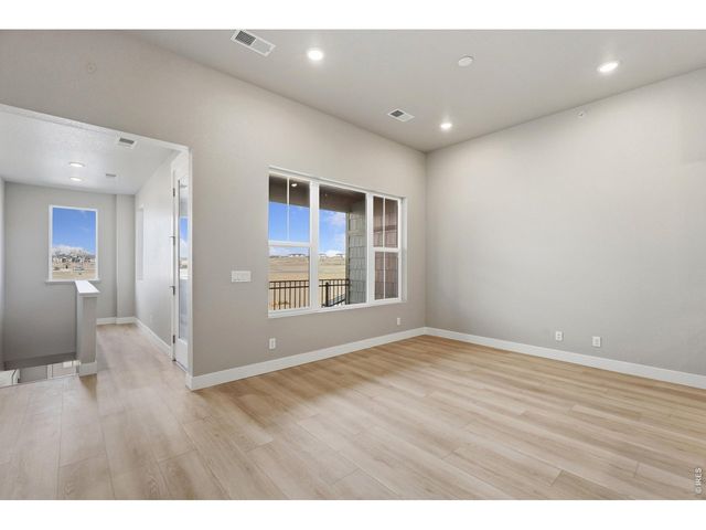 6794 School House Dr 204, Timnath, CO 80547