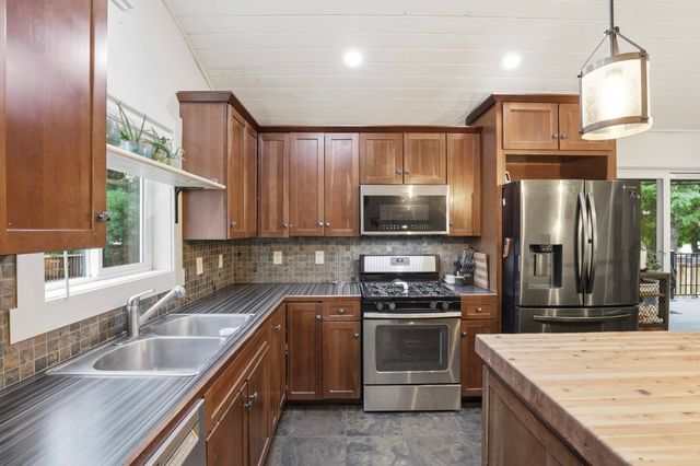 4121 E 15th Ave, Spokane, WA 99223