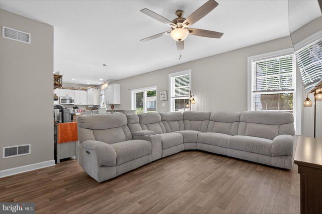 255 KINNEMAN RD, Abbottstown, PA 17301