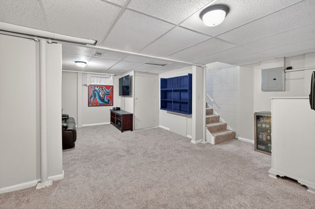 2614 53rd Street, Des Moines, IA 50310